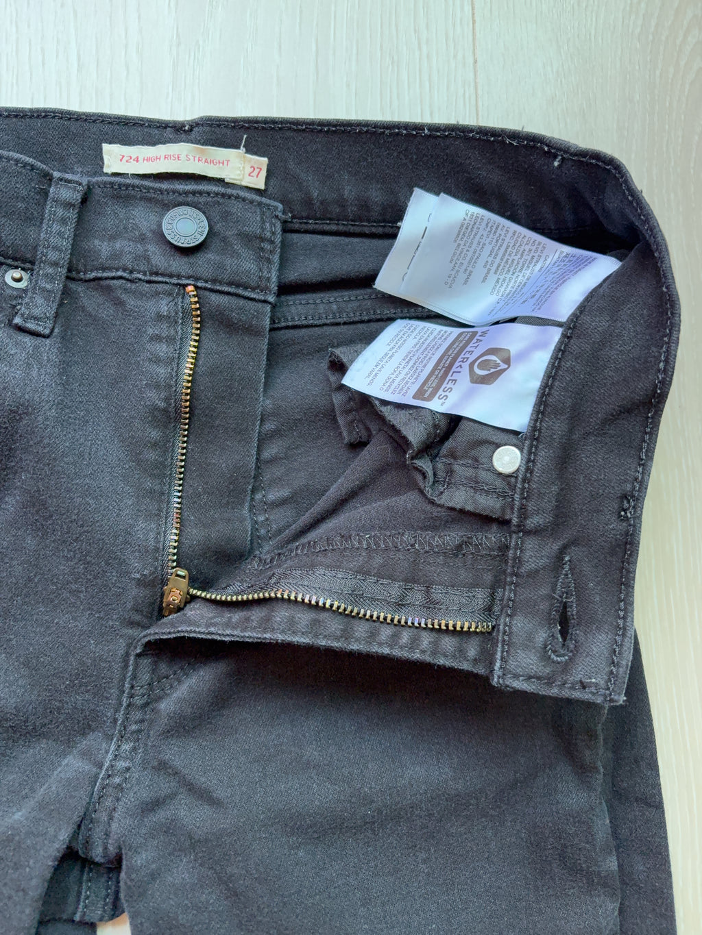 Vintage Levi's Jeans (W27L28)