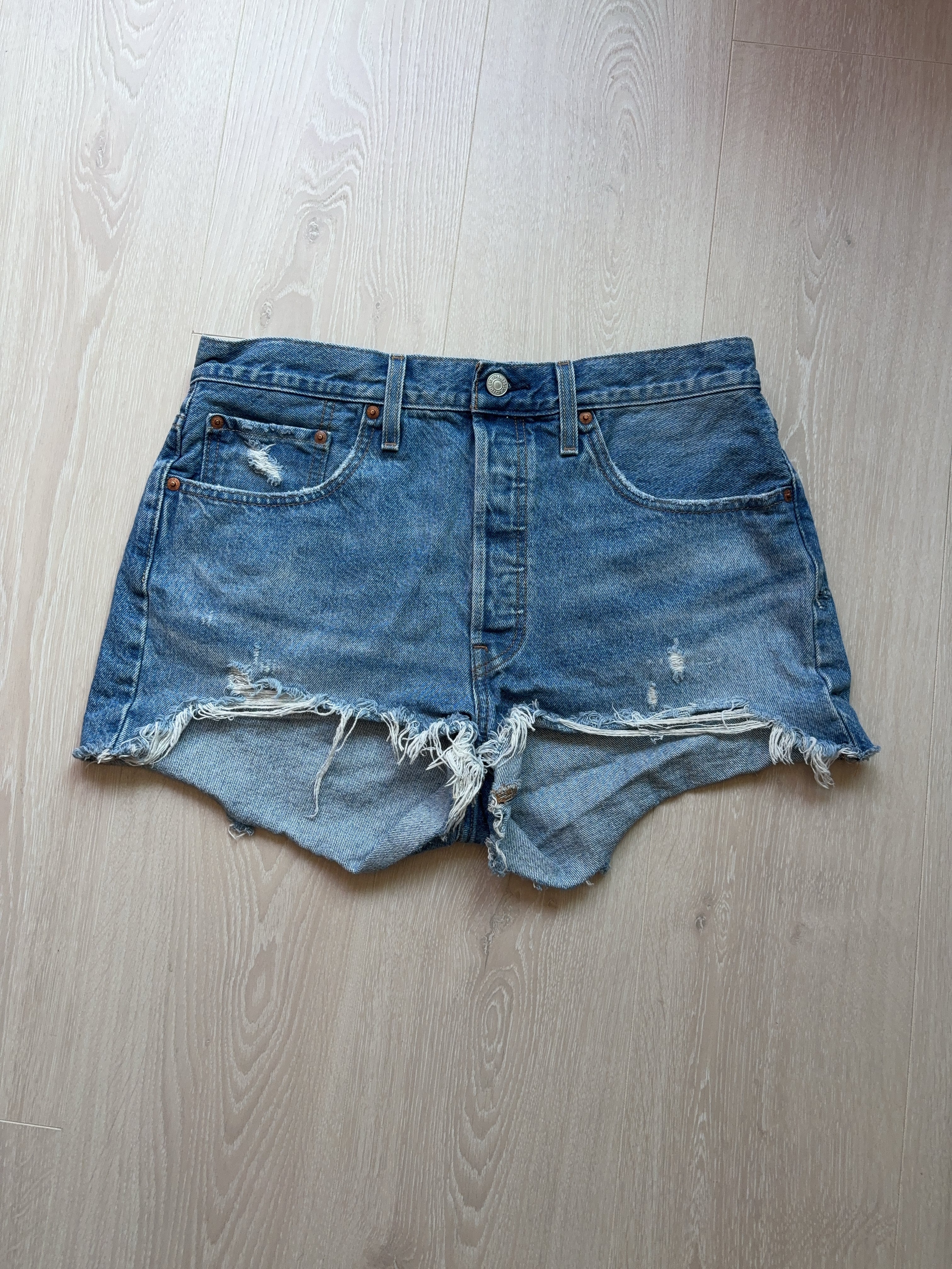 Vintage Levi Strauss & Co. Bottom (W32)