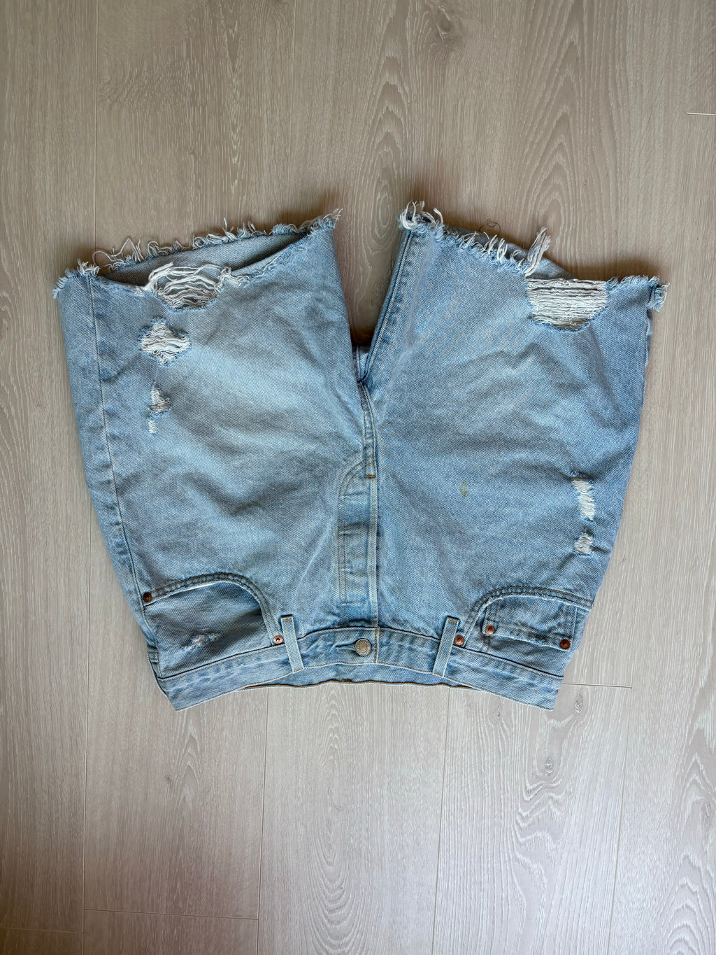 Vintage Levi's Premium Bottom (W32)