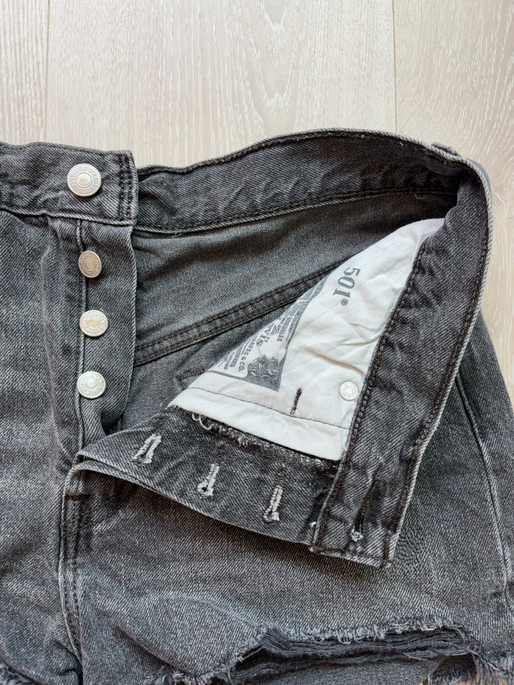 Vintage Levi Strauss & Co. Bottom (W27)