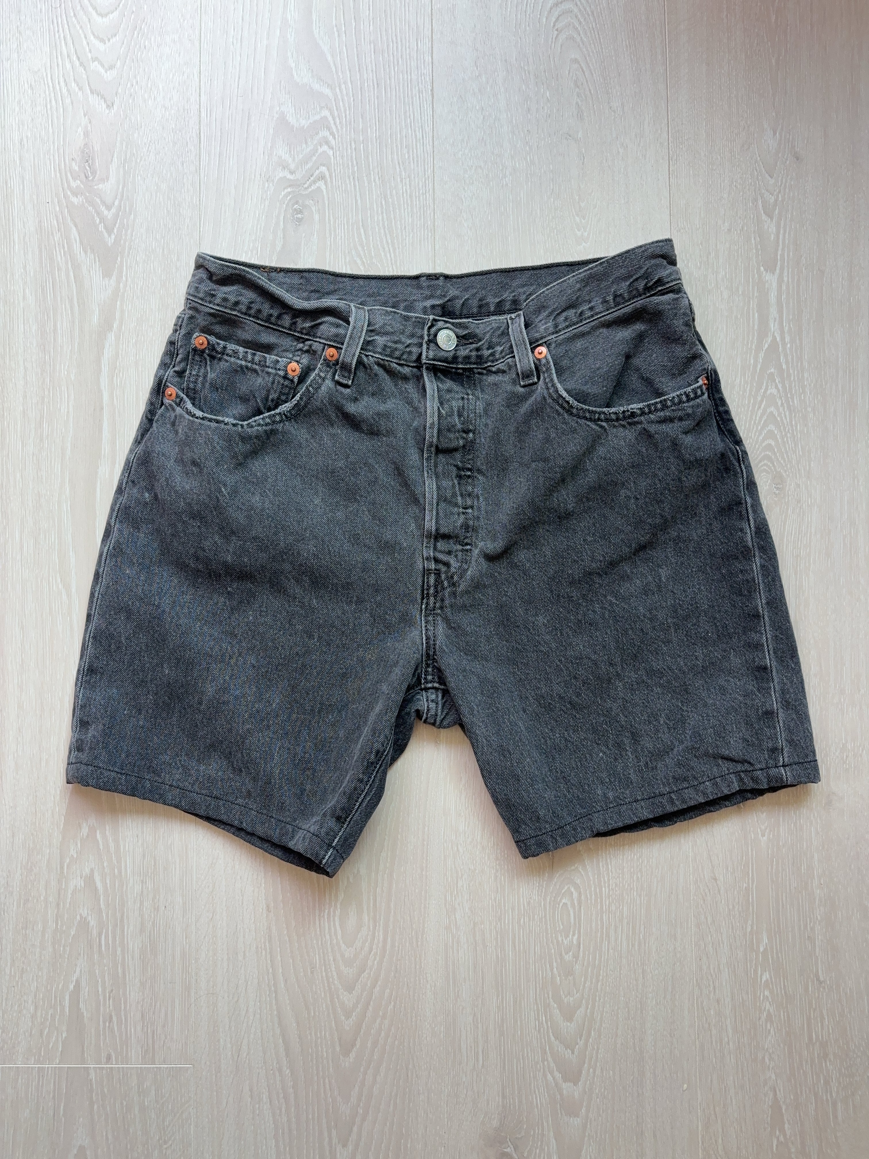 Vintage Levi Strauss & Co. Bottom (W32)