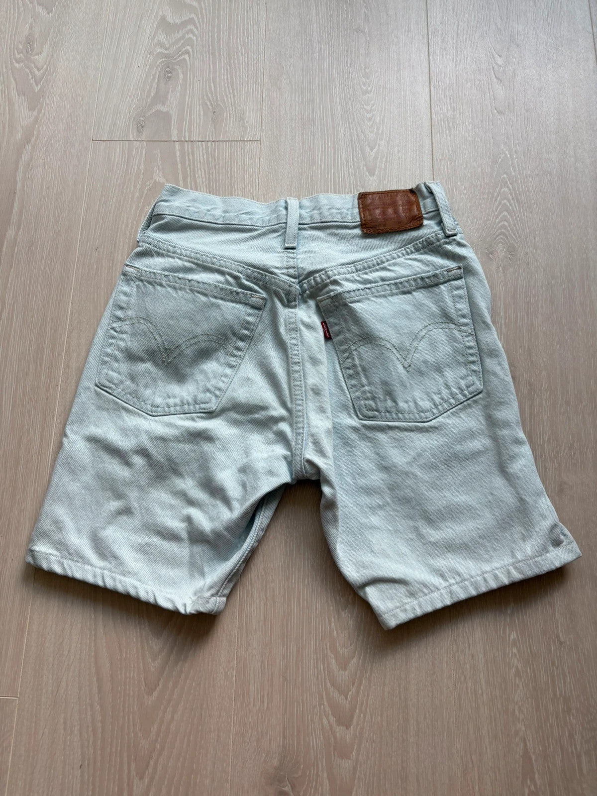Levi's 501 Women's Skinny Denim Shorts W24/XXS