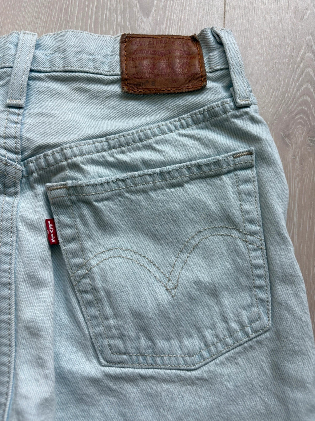 Levi's 501 Women's Skinny Denim Shorts W24/XXS