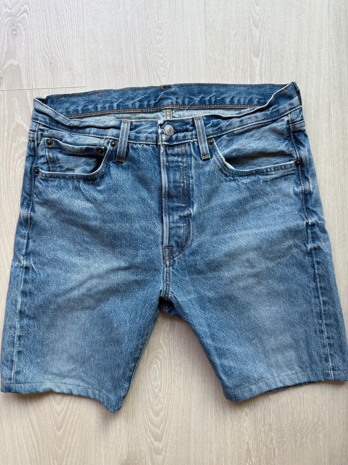 Levi's 501 Denim Shorts W32