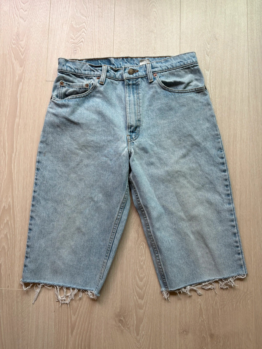 Levi's Denim Shorts W33