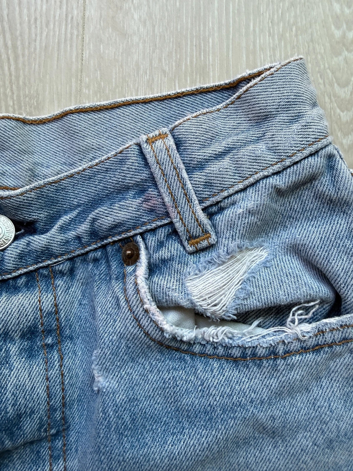 Levi's 501 Women's Denim Shorts W32