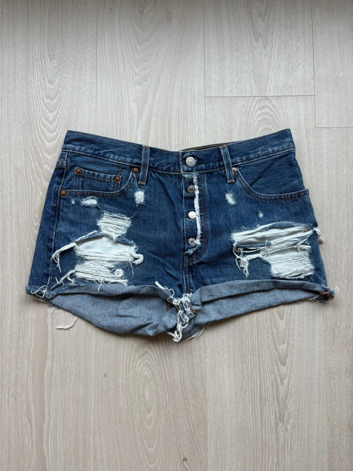 Levi's 501 Women's Denim Shorts W29
