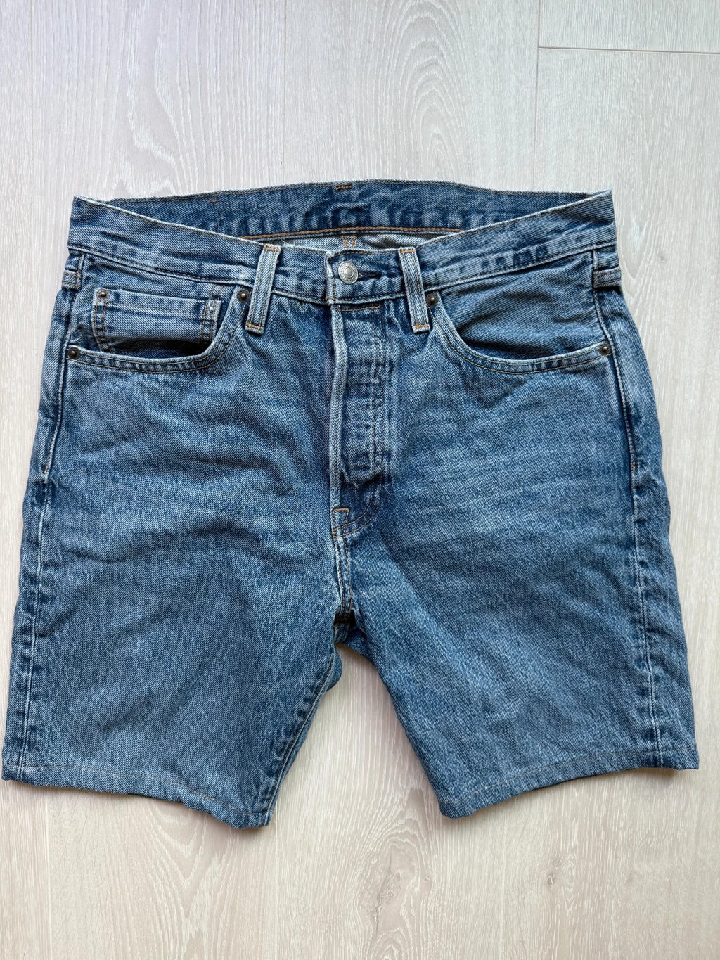 Levi's 501 Denim Shorts W32