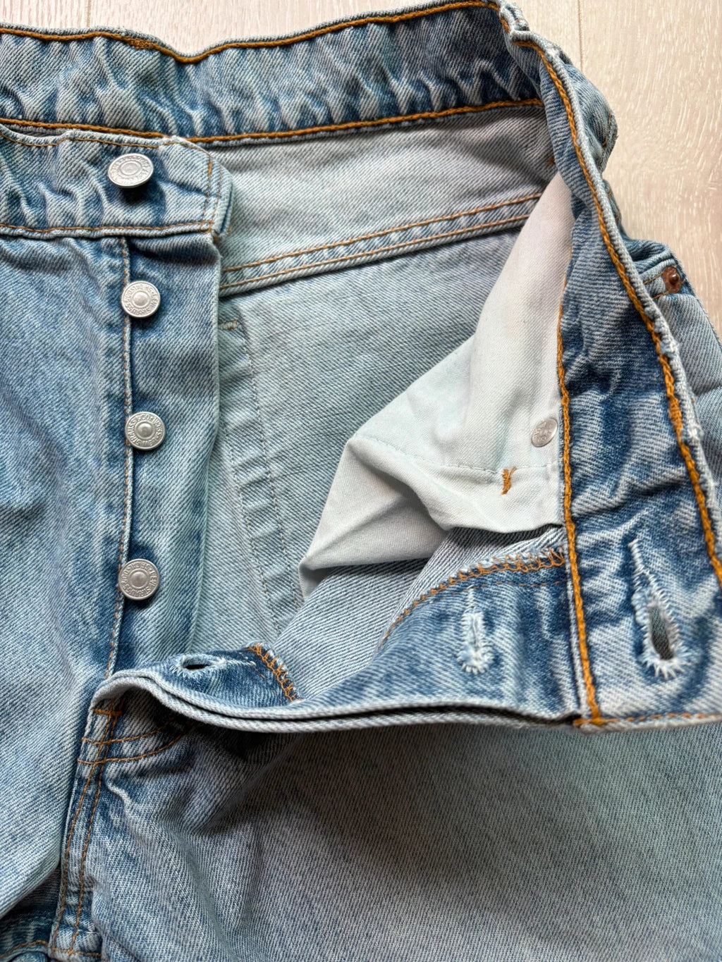 Levi's Women's Denim Shorts W28/S