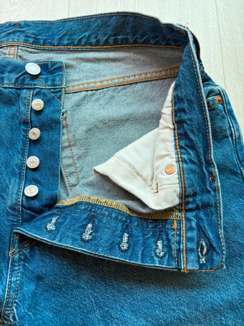 Levi's 501 Denim Shorts W34