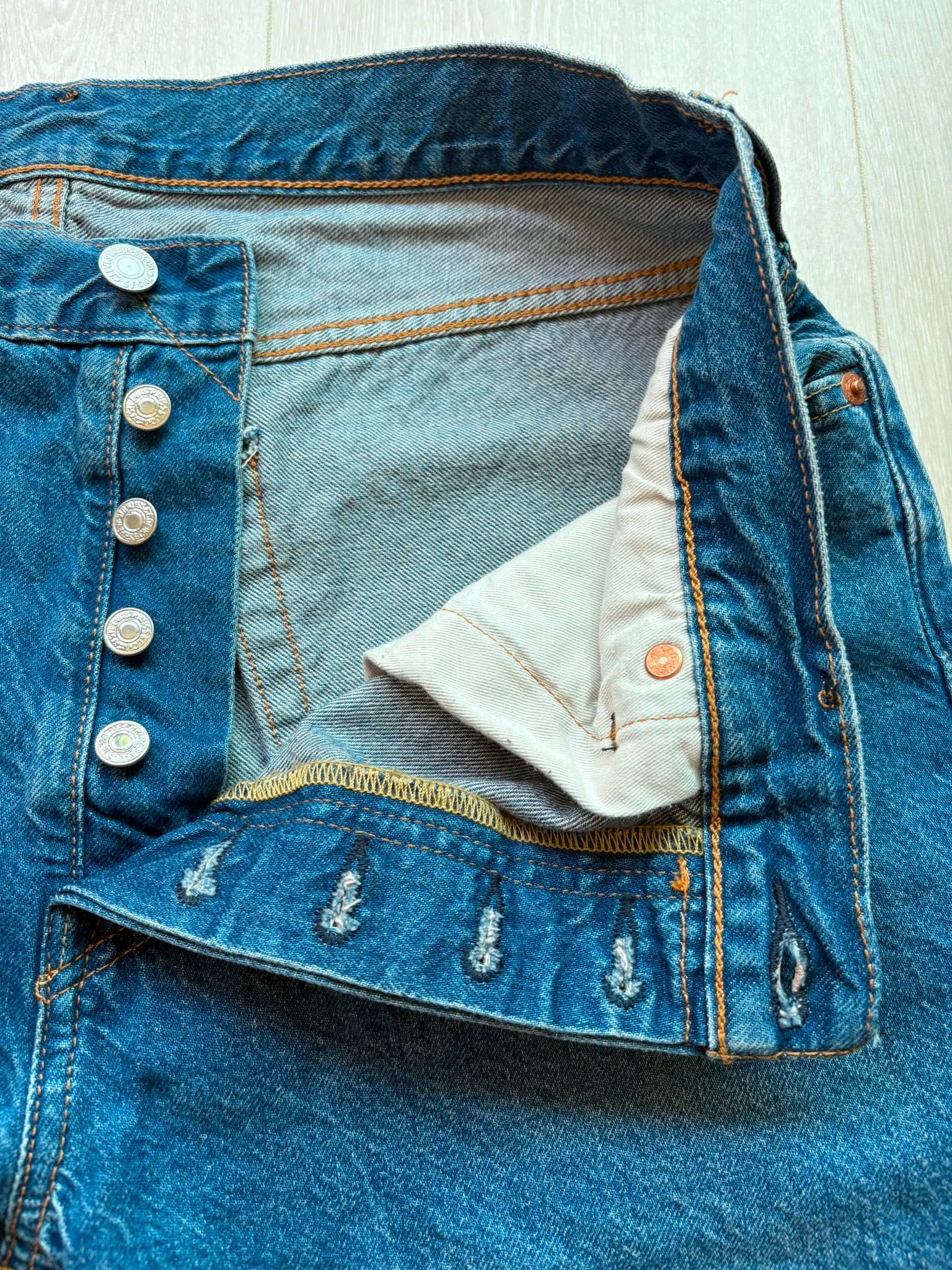 Levi's 501 Denim Shorts W34