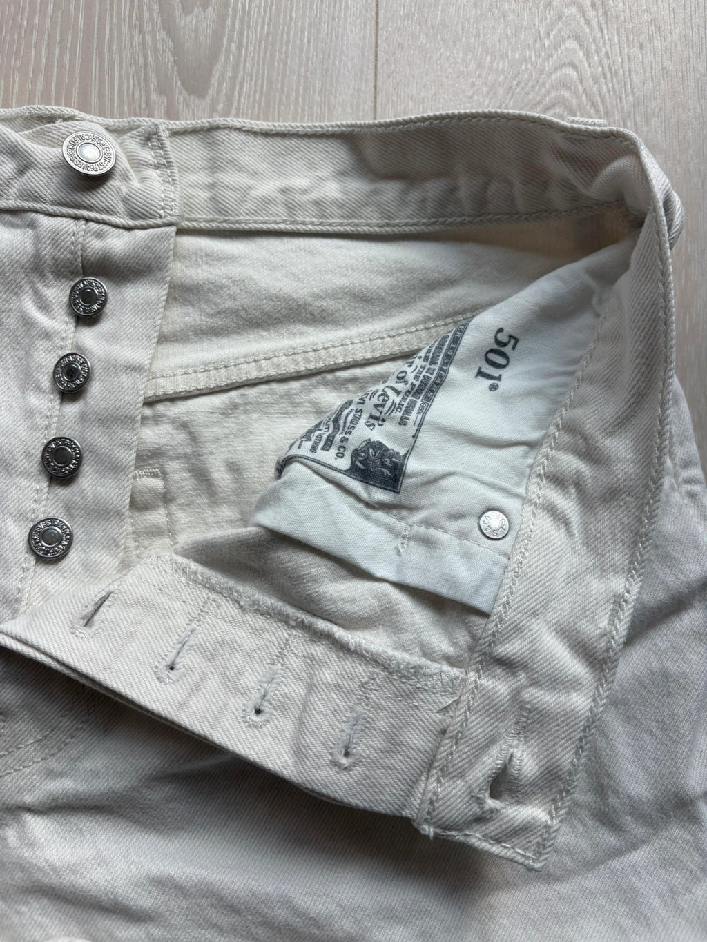 Levi's 501 Women's Denim Shorts W31/M