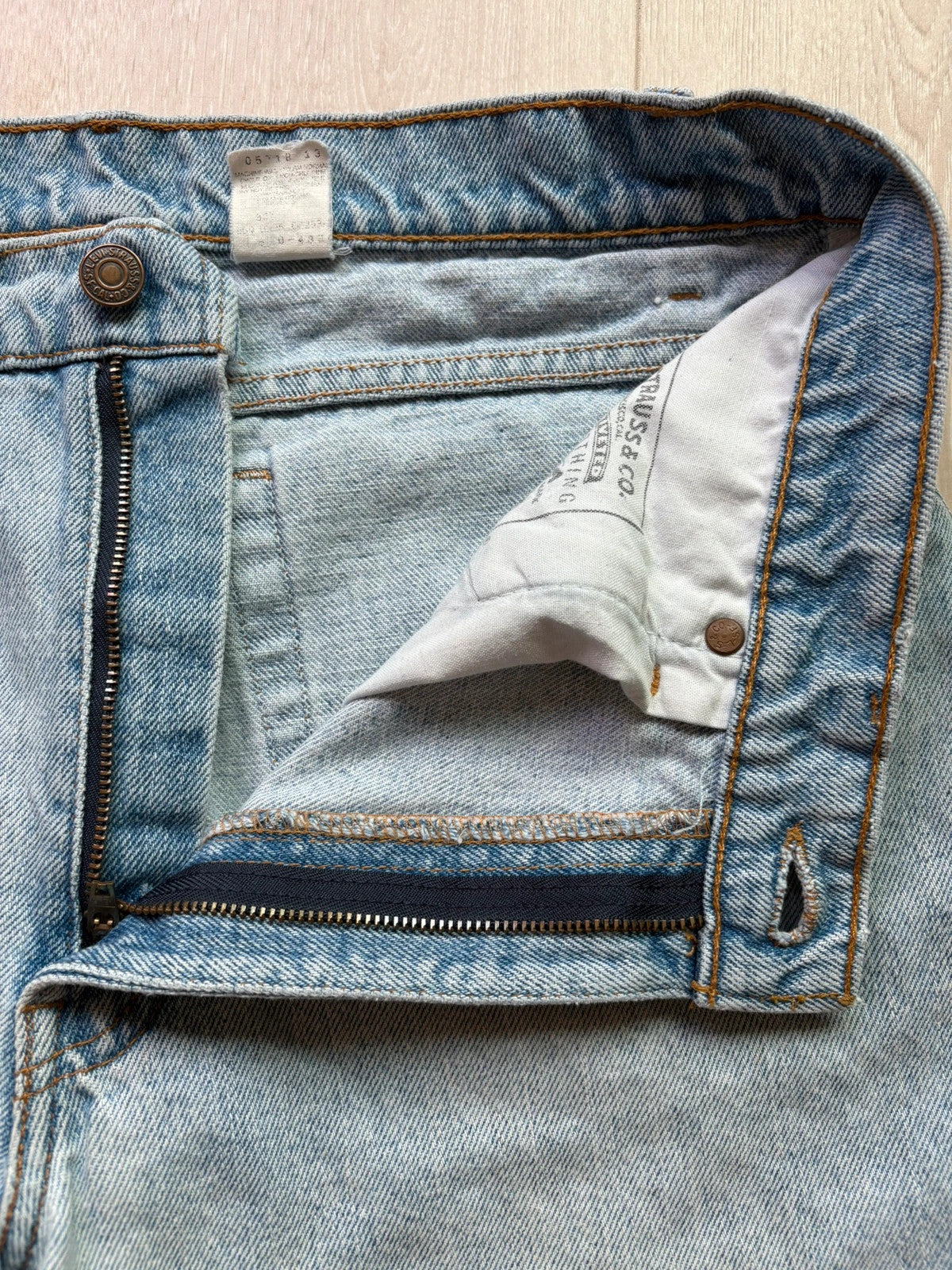 Levi's Denim Shorts W33