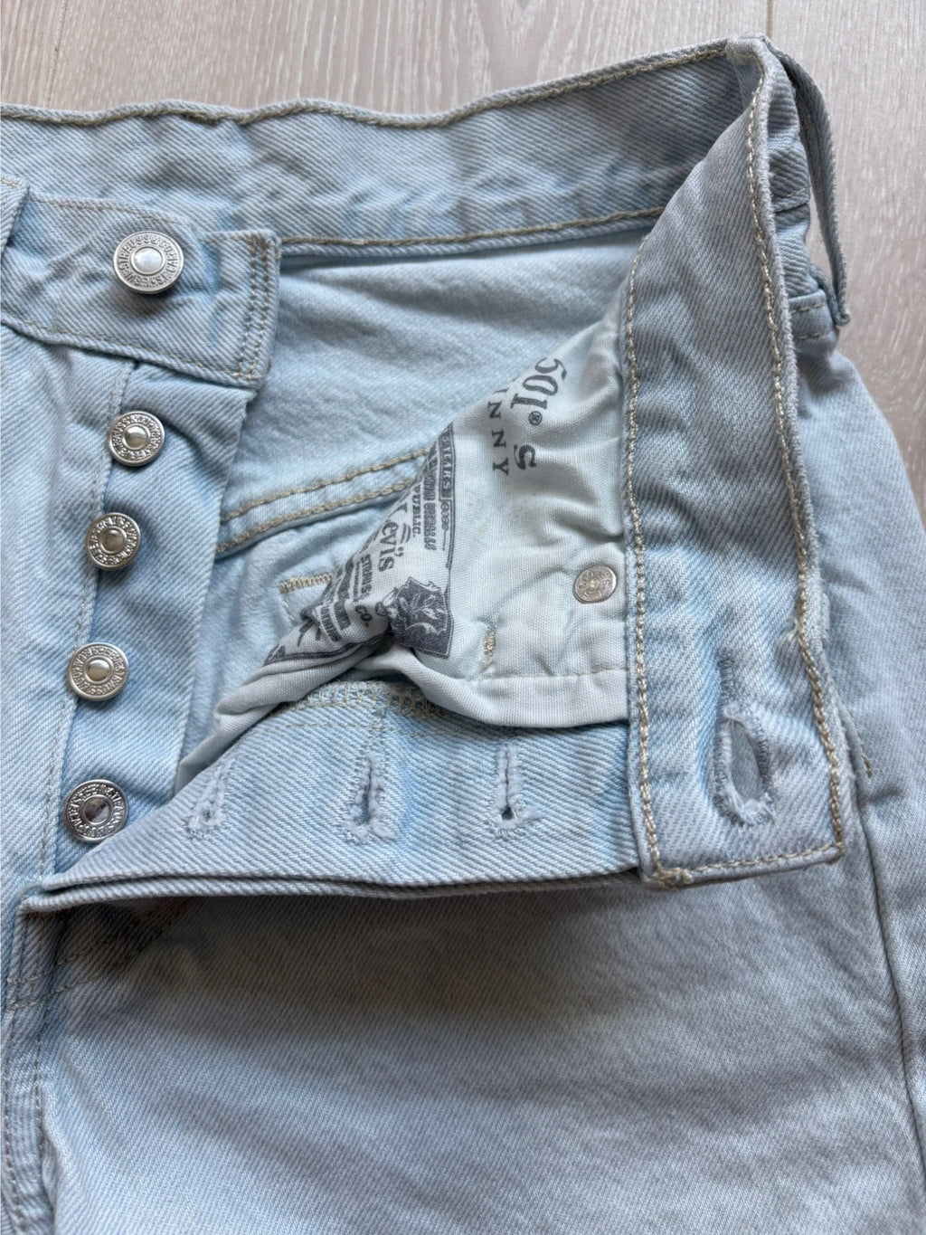 Levi's 501 Women's Skinny Denim Shorts W24/XXS