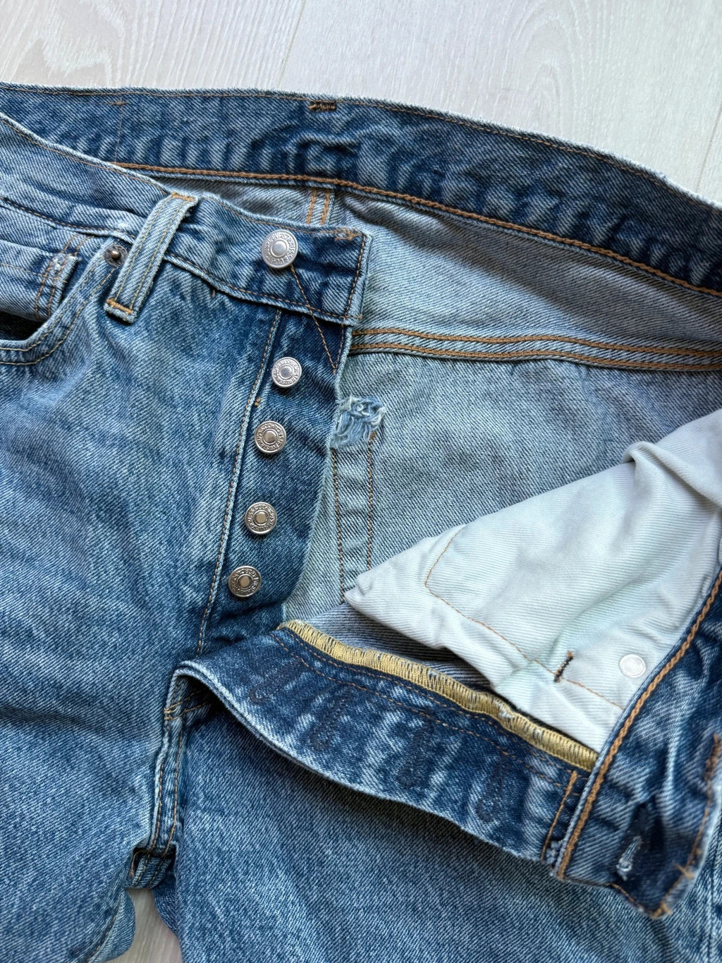 Levi's 501 Denim Shorts W32