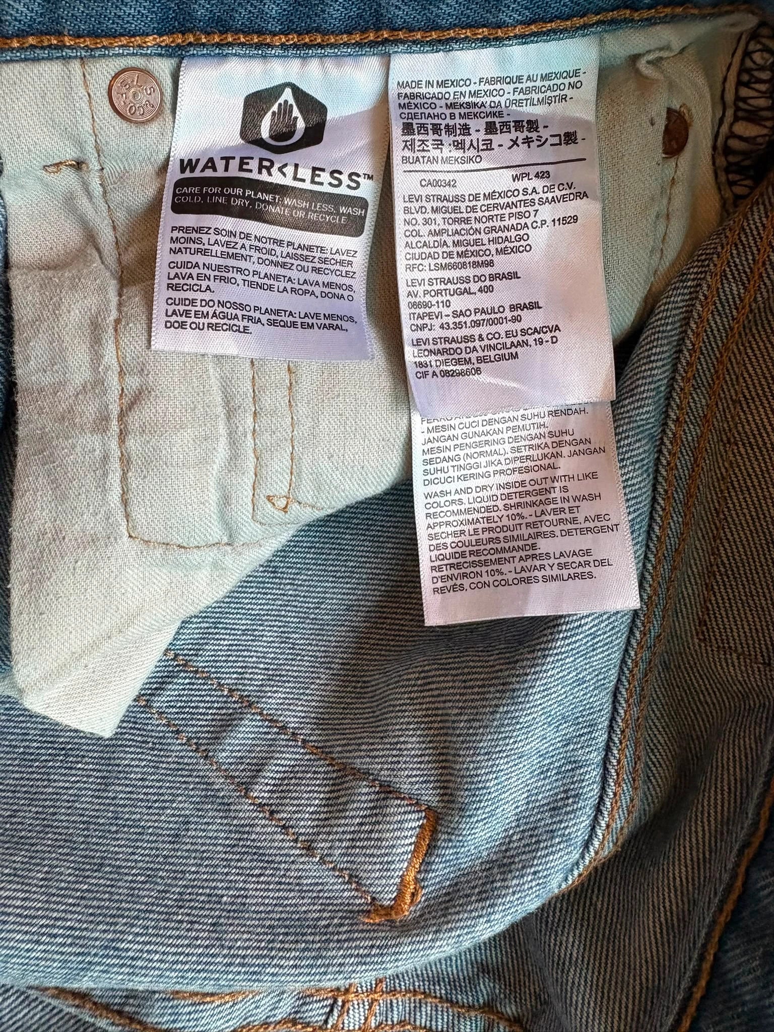 Levi's 501 Denim Shorts W36