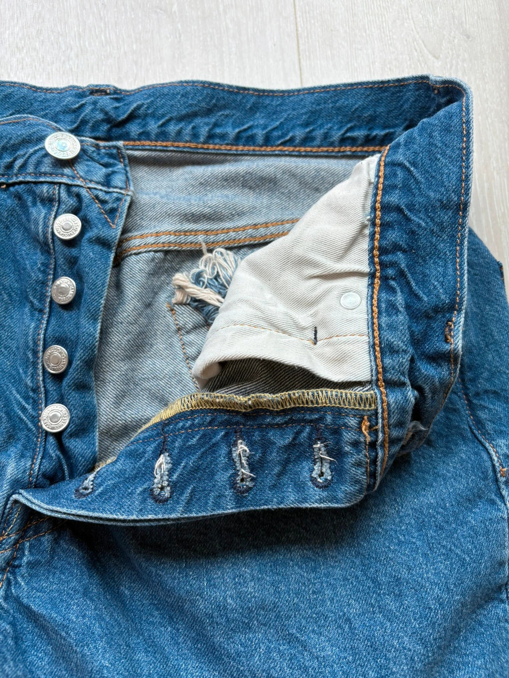 Levi's 501 Denim Shorts W32