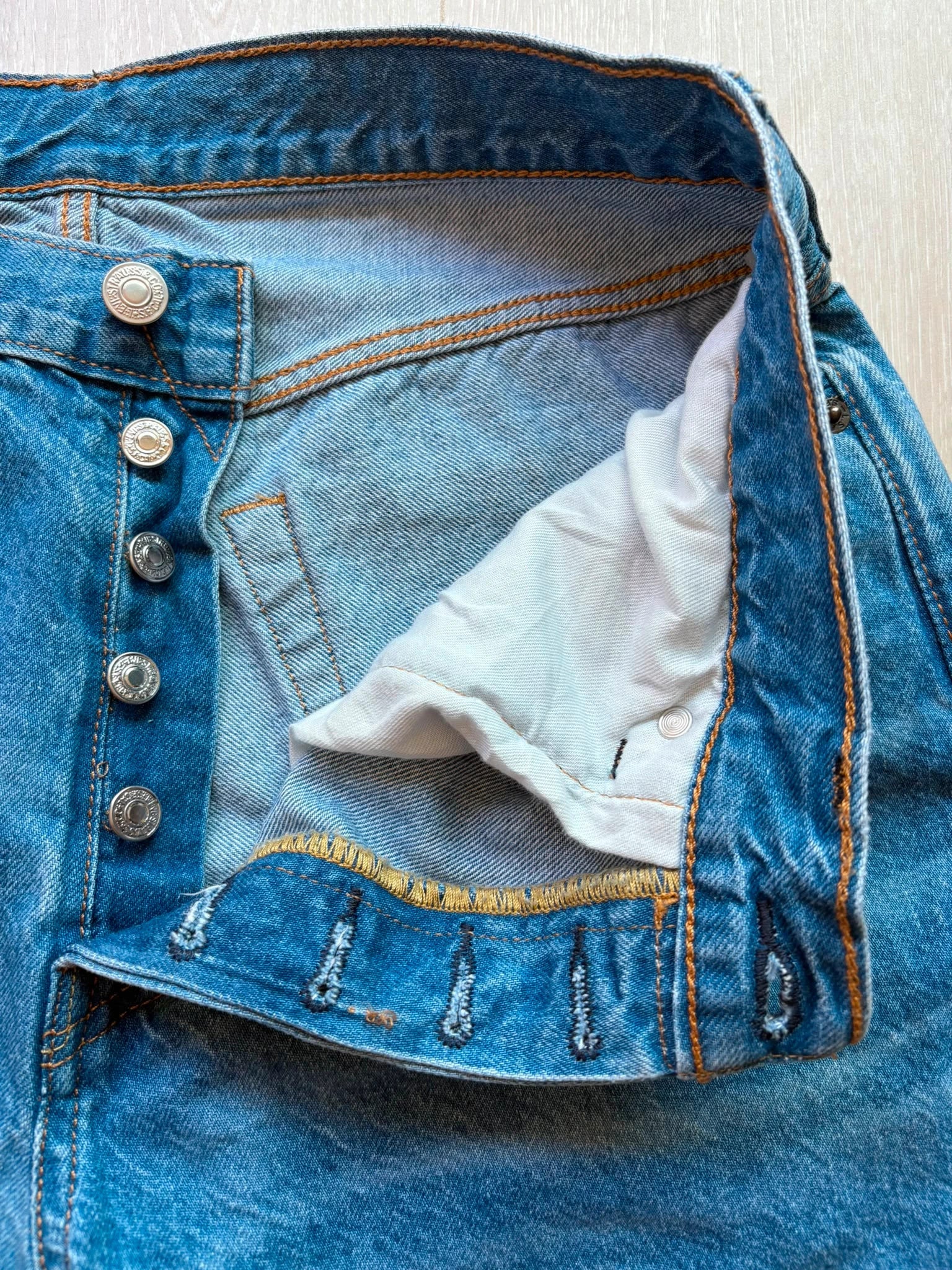 Levi's 501 Denim Shorts W34