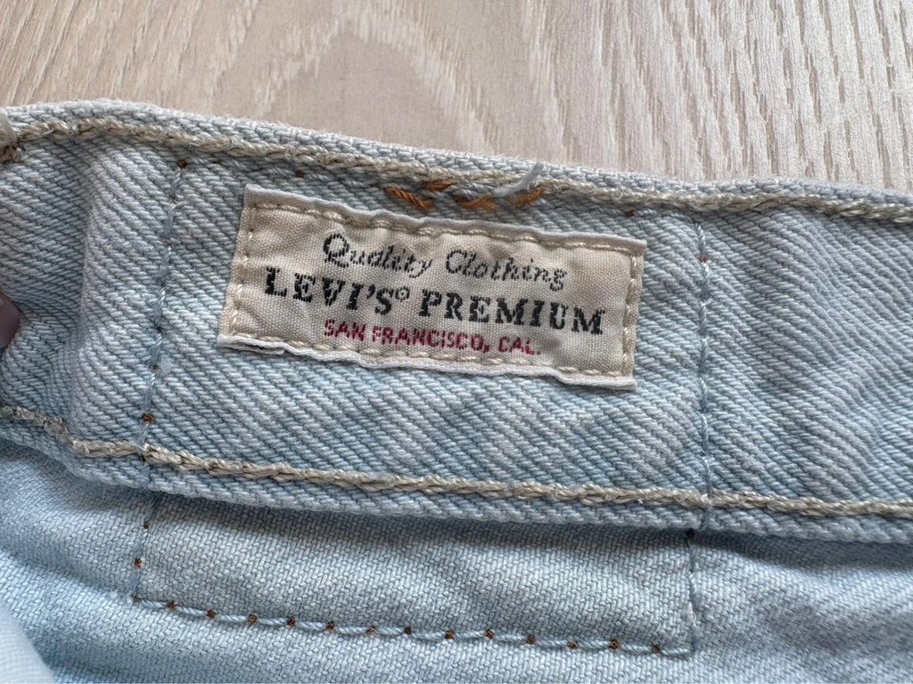 Levi's 501 Women's Skinny Denim Shorts W24/XXS