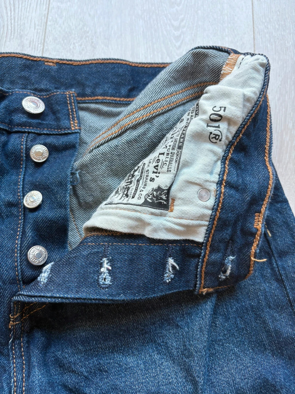 Levi's 501 Denim Shorts W28