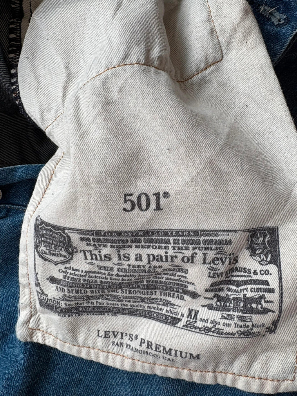 Levi's 501 Denim Shorts W32