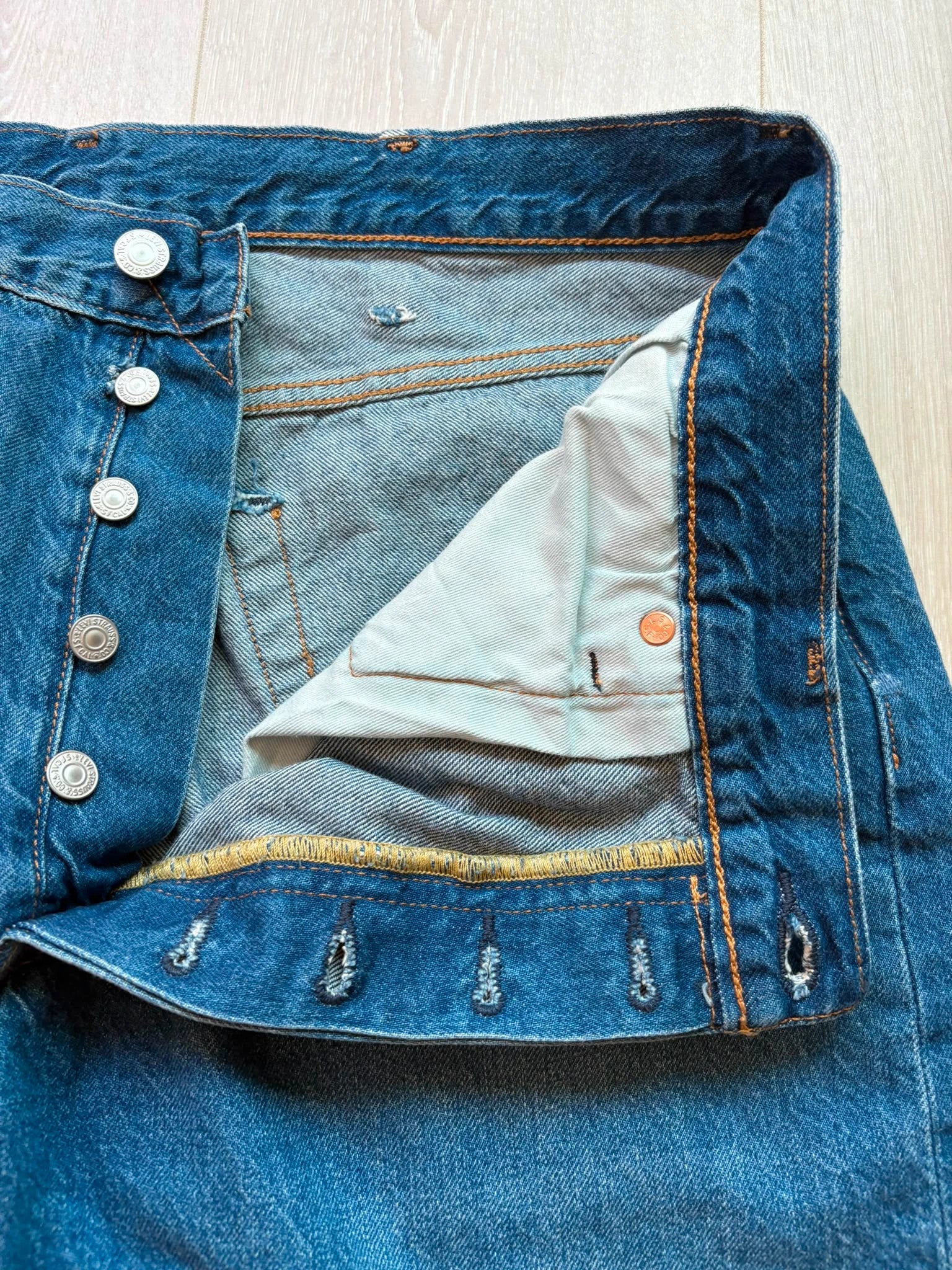 Levi's 501 Denim Shorts W32