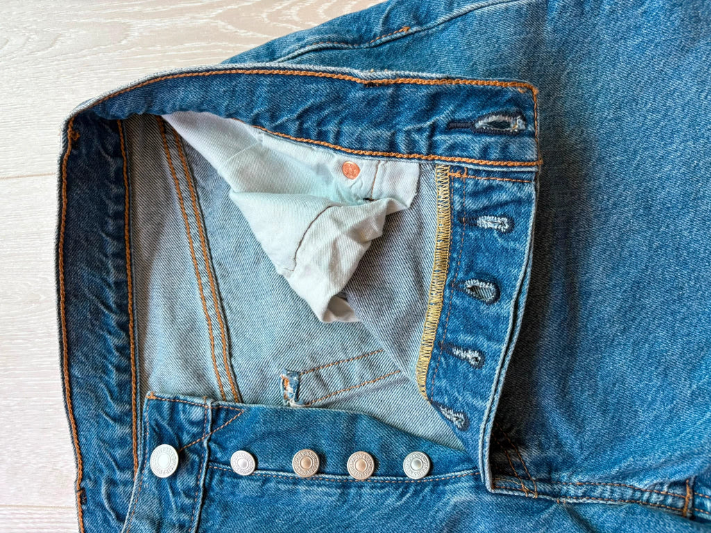 Levi's 501 Denim Shorts W32