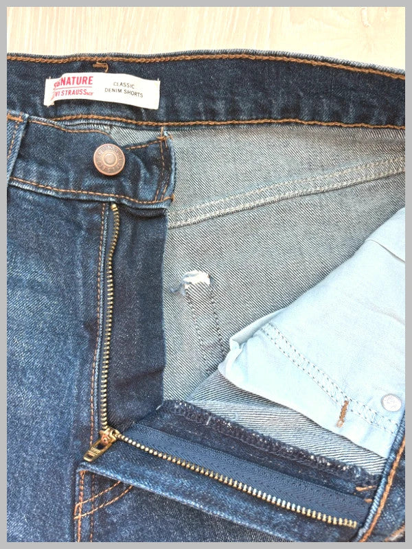 Levi's Denim Shorts W32