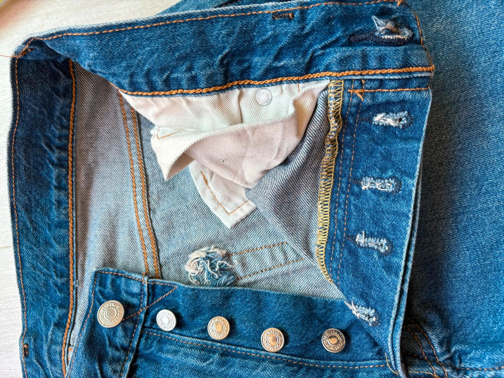 Levi's 501 Denim Shorts W32