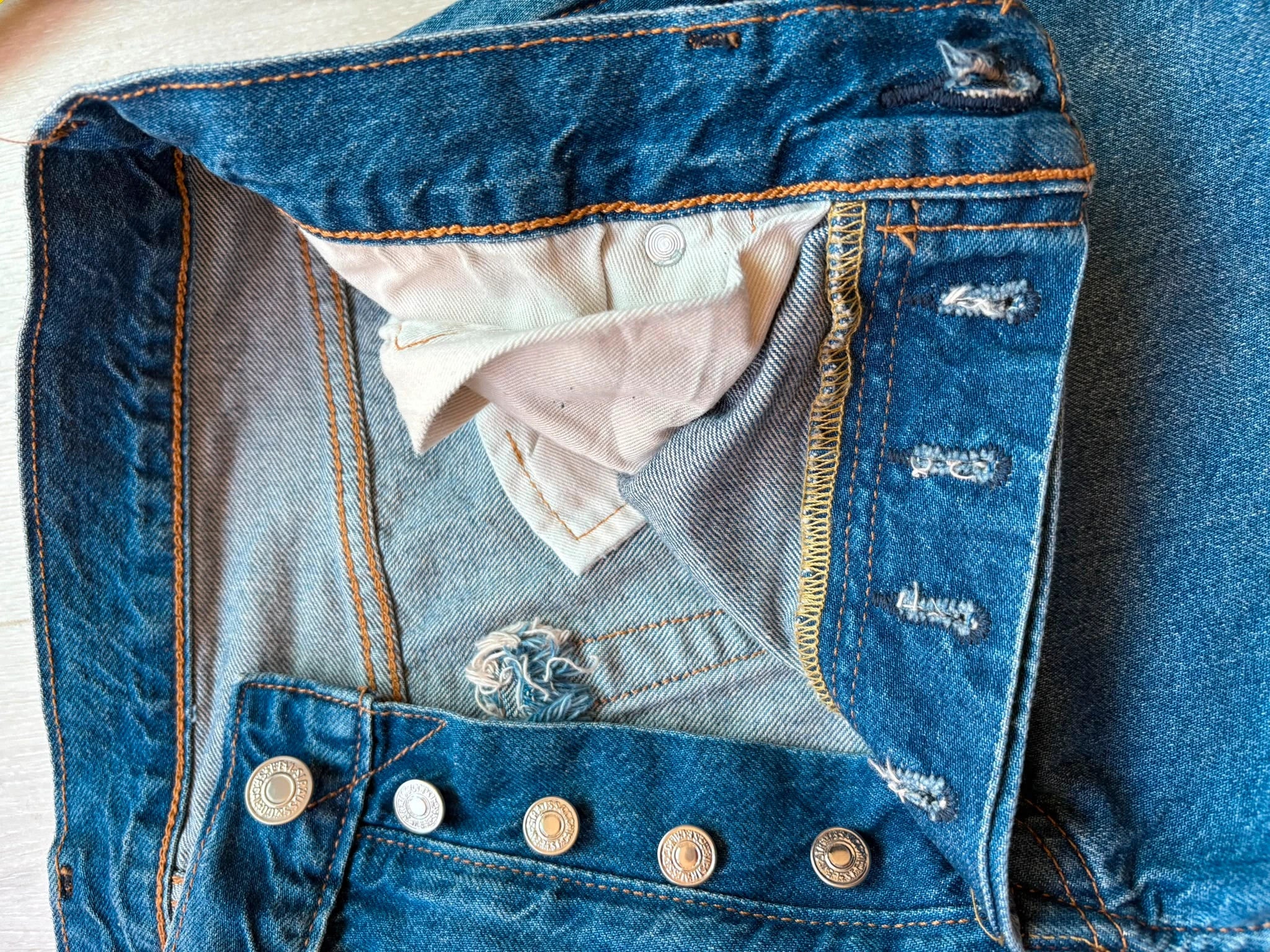 Levi's 501 Denim Shorts W32