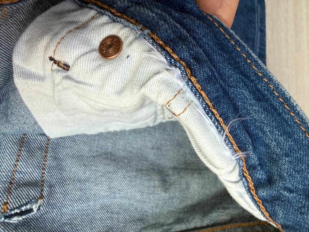 Levi's 501 Denim Shorts W38