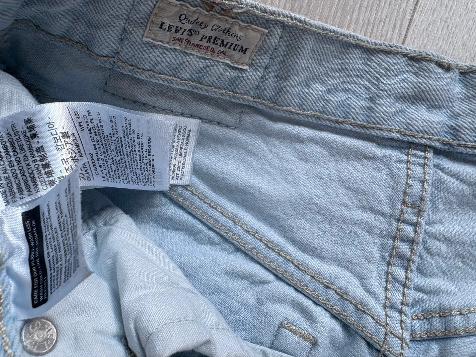 Levi's 501 Women's Skinny Denim Shorts W24/XXS