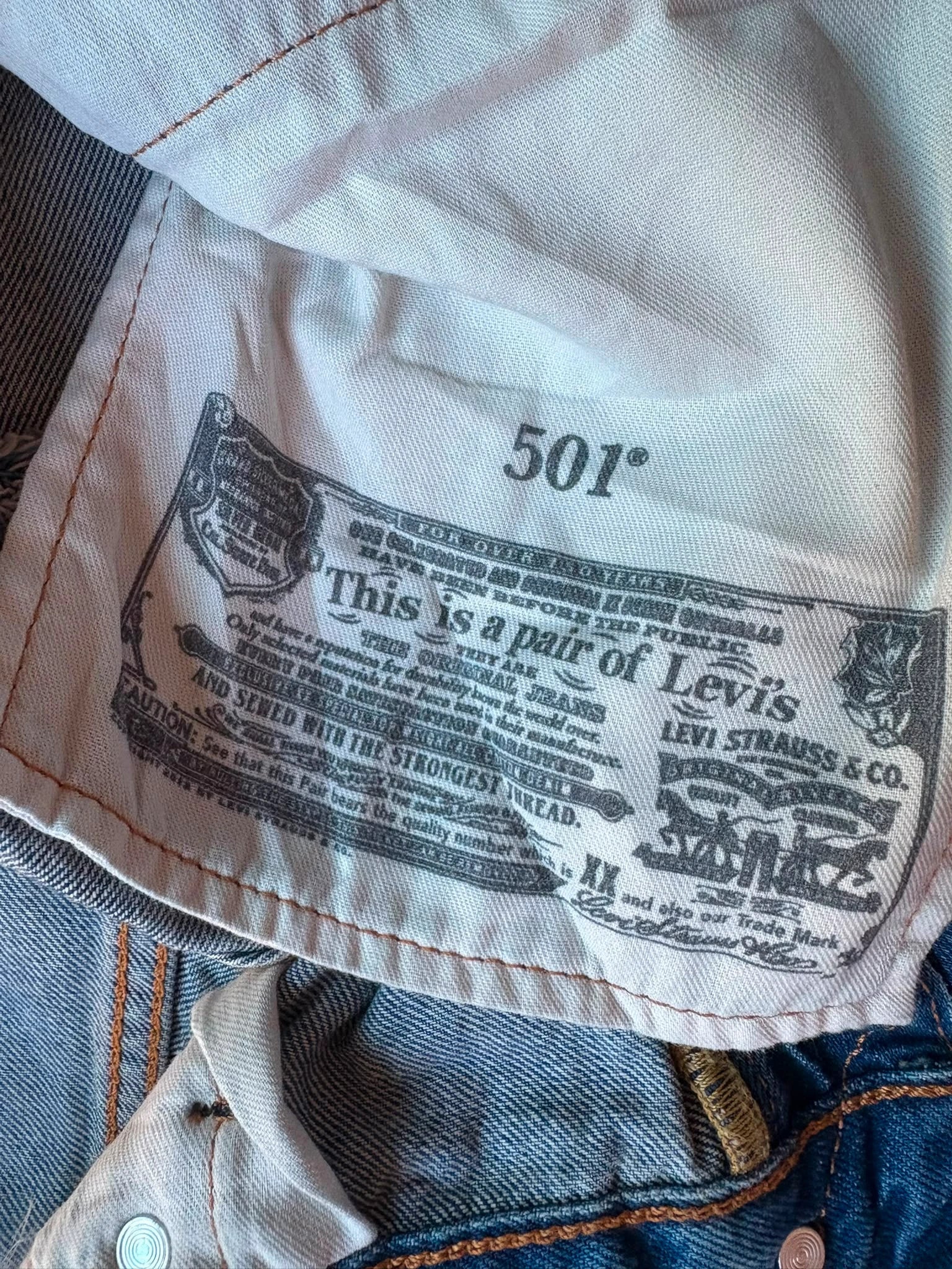Levi's 501 Denim Shorts W34