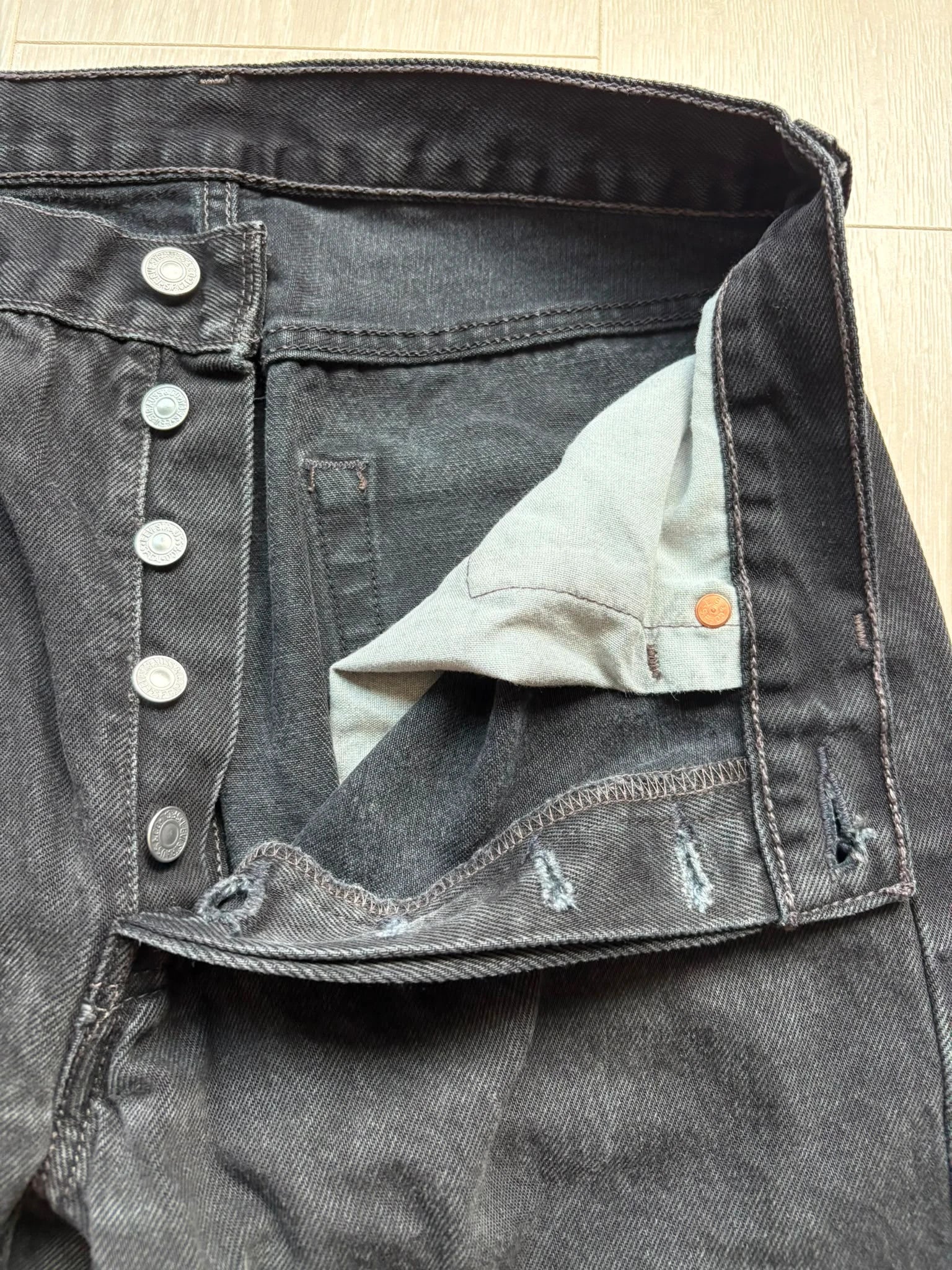 Levi's 501 Women's Denim Jeans W30L30